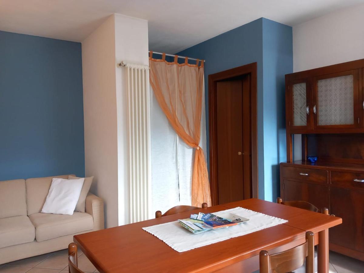 Lake And Guzzi View - Holiday Home Манделло-дель-Ларіо Екстер'єр фото